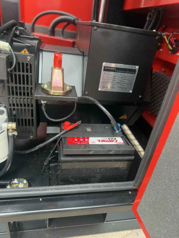 Generador 25 KVA